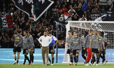 Hàng phòng ngự tệ hại của Juventus trước Sassuolo, siêu nhân Rafael Leao giải cứu AC Milan